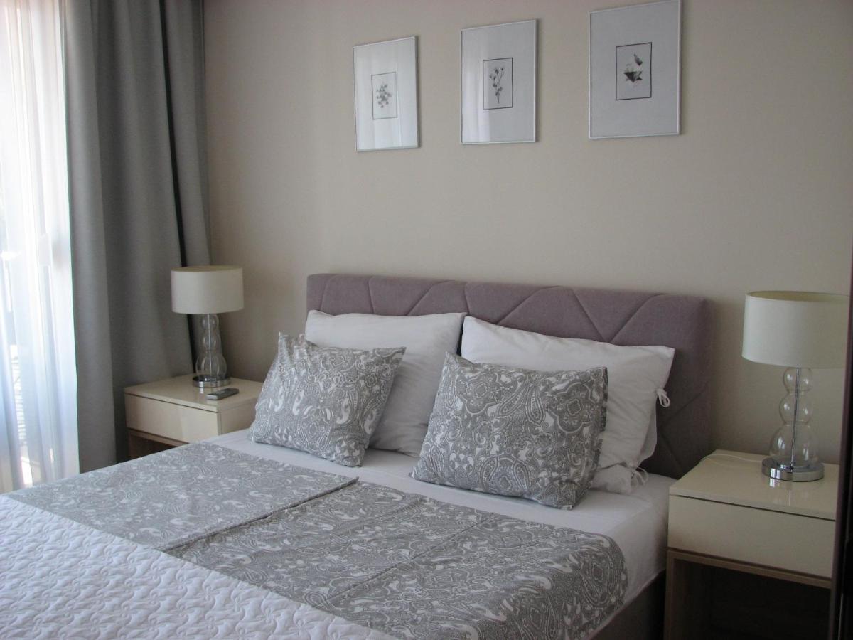 B&s Lux Budva