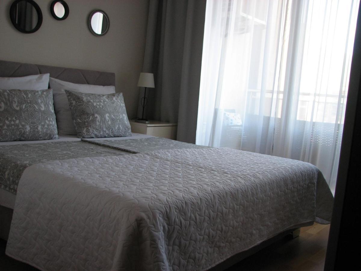 B&s Lux *