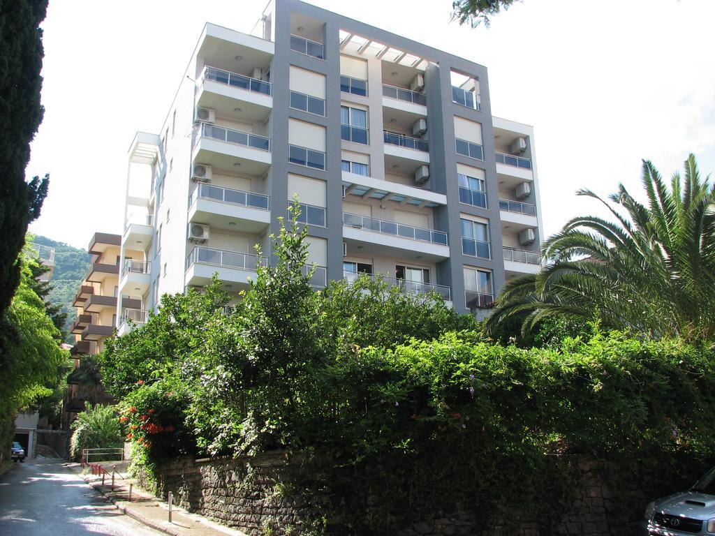 Apartment B&s Lux Budva